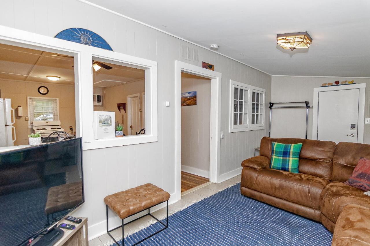 Camelback Cottage - On One Acre & Near Local Attractions Tannersville Exterior photo