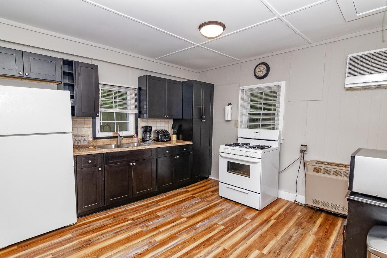Camelback Cottage - On One Acre & Near Local Attractions Tannersville Exterior photo